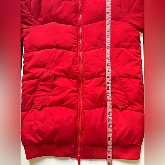 NWOT ONLY Red warm zip-up puffer jacket with a hood M - Picture 5 of 10